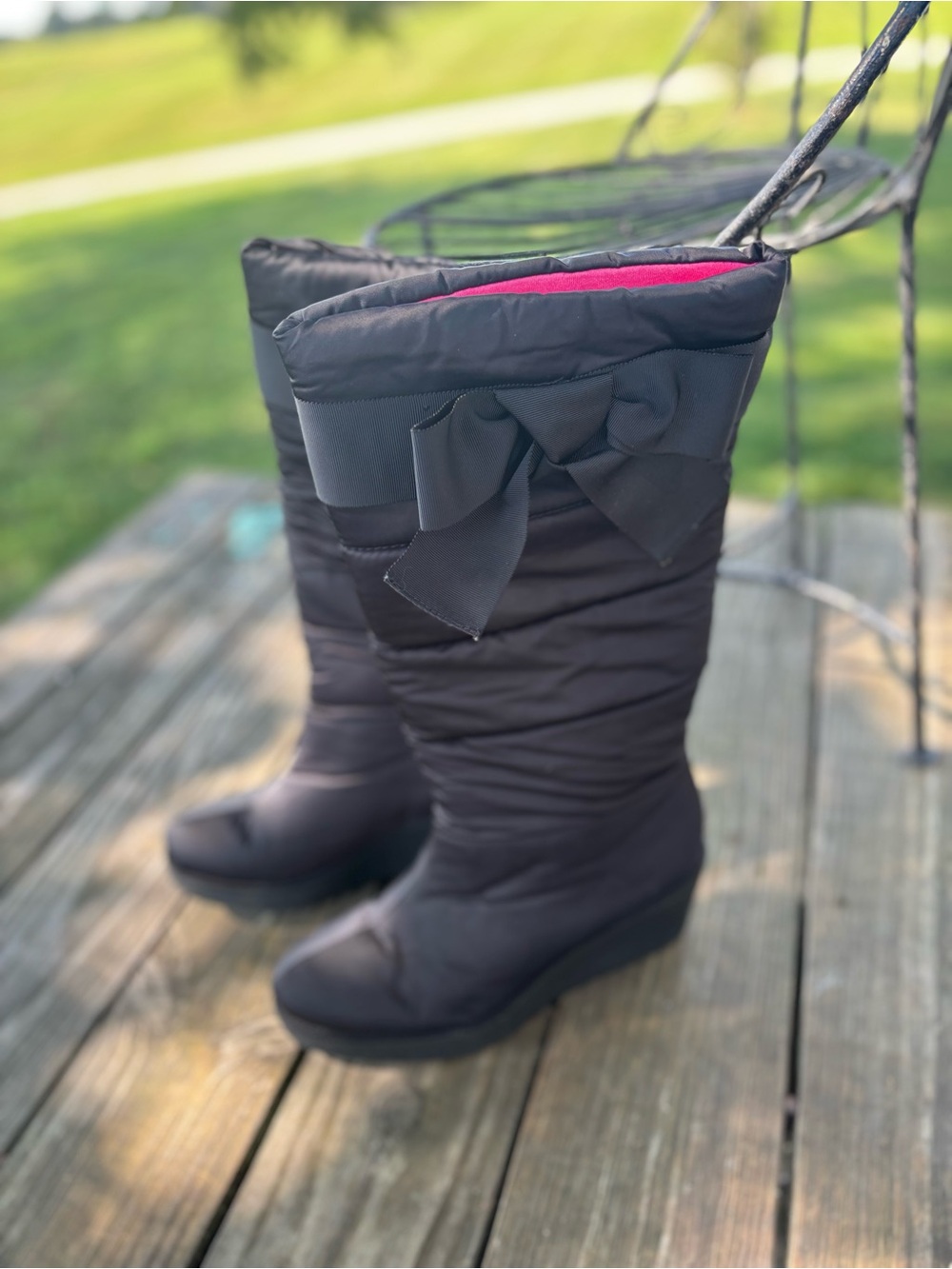 Authentic KateSpade Sz 11 Women's Quilted Winter Boots with Bow Details. New!